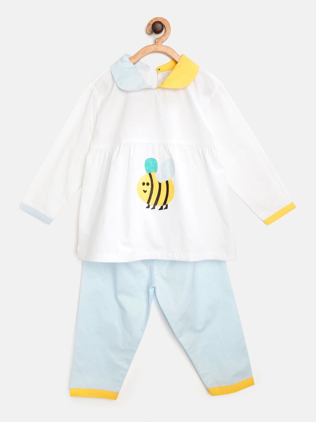 

Kids Clan Unisex Kids White & Blue Printed Night Suit