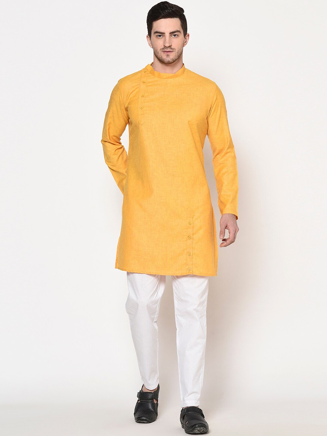

DEYANN Men Yellow Angrakha Pure Cotton Kurta with Pyjamas