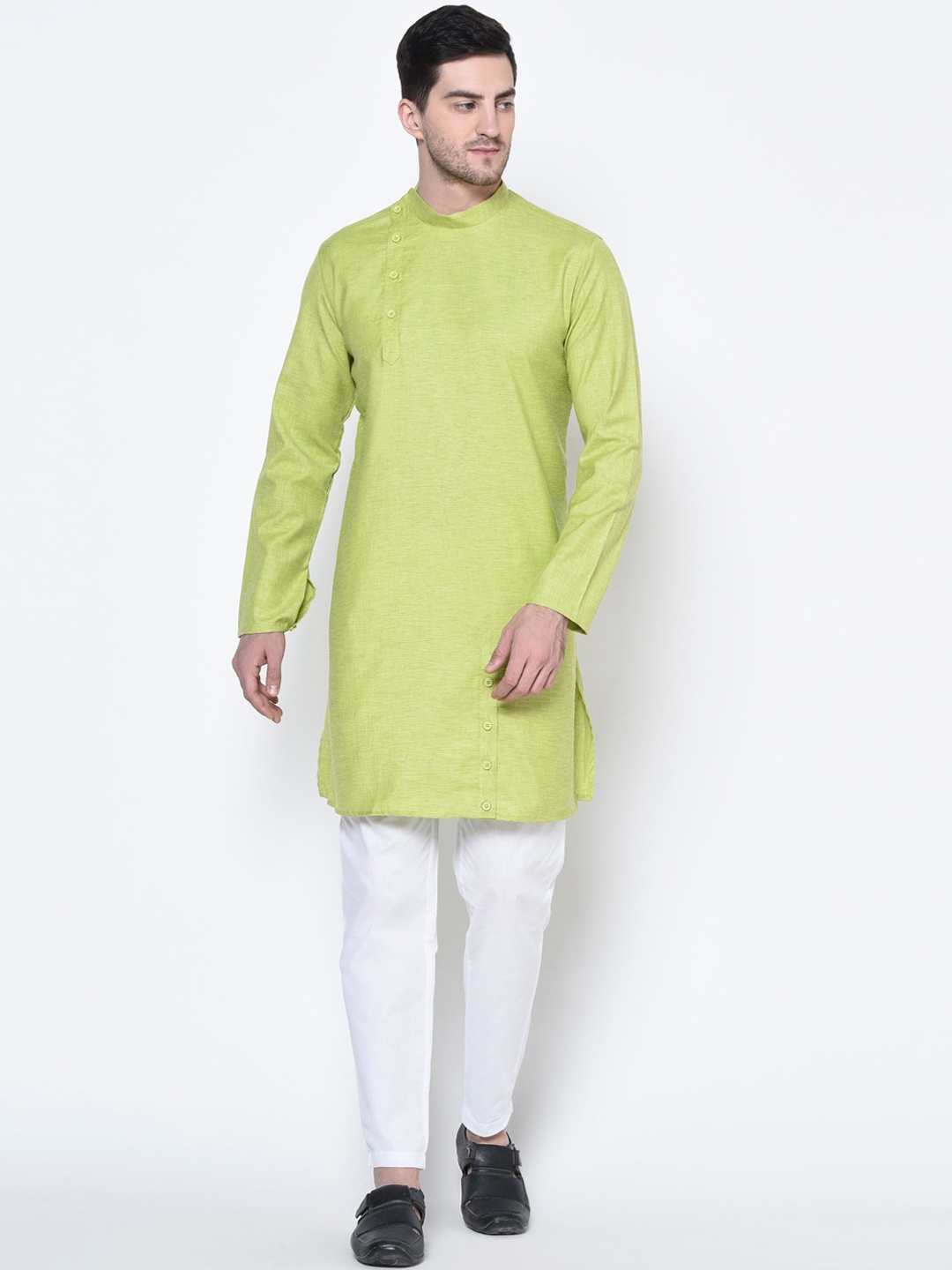 

DEYANN Men Green Angrakha Pure Cotton Kurta with Pyjamas