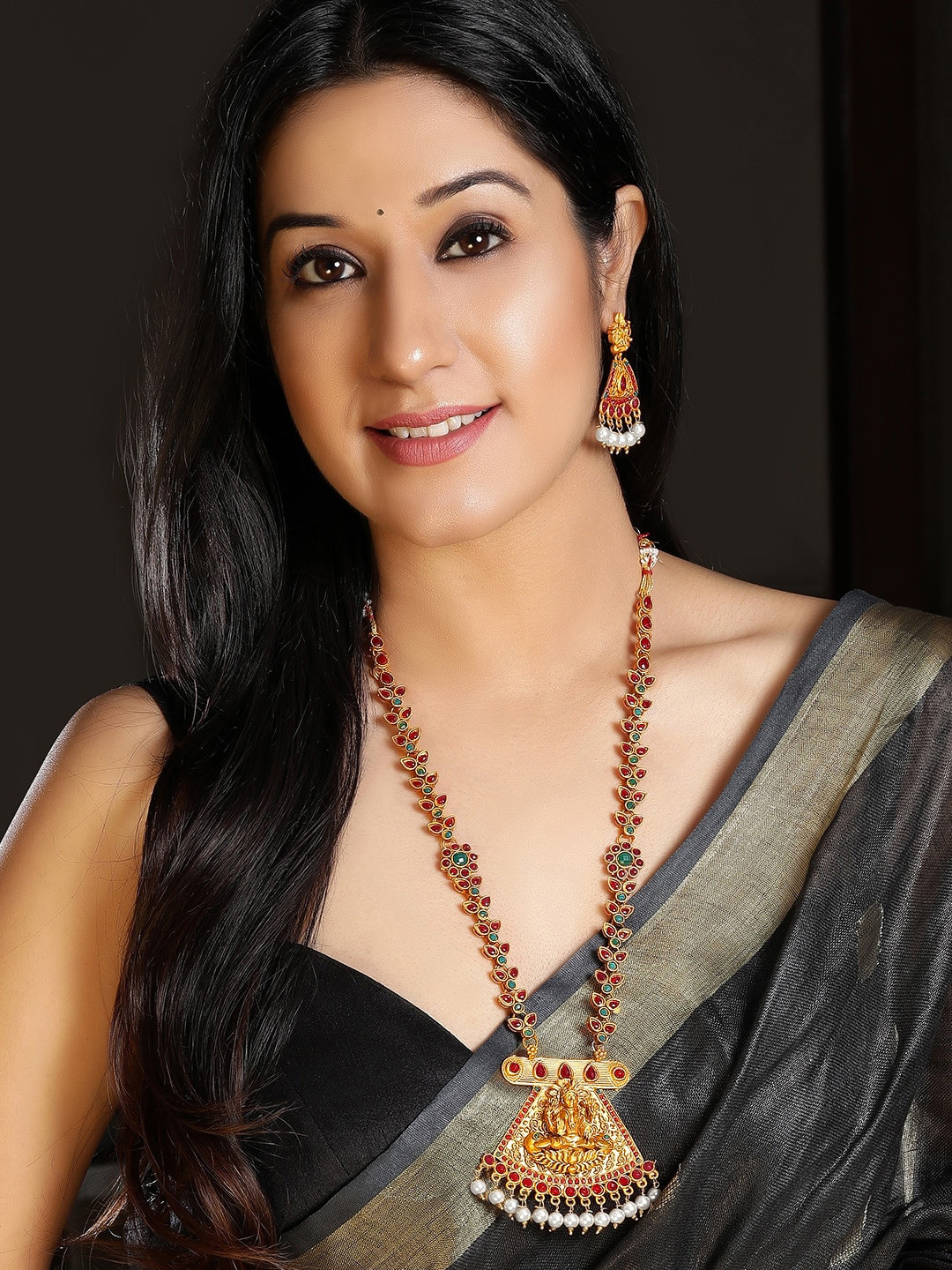 

Rubans Gold-Plated Red & Green Stone Studded & Beaded Handcrafted Jewellery Set