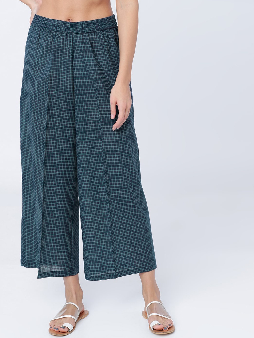 

Vishudh Women Green & Blue Checked Straight Cropped Palazzos