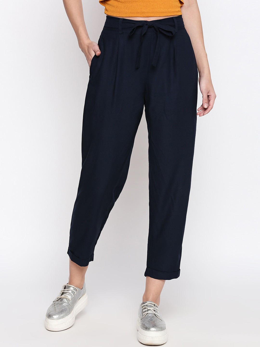 

People Women Navy Blue Tapered Fit Solid Regular Trousers