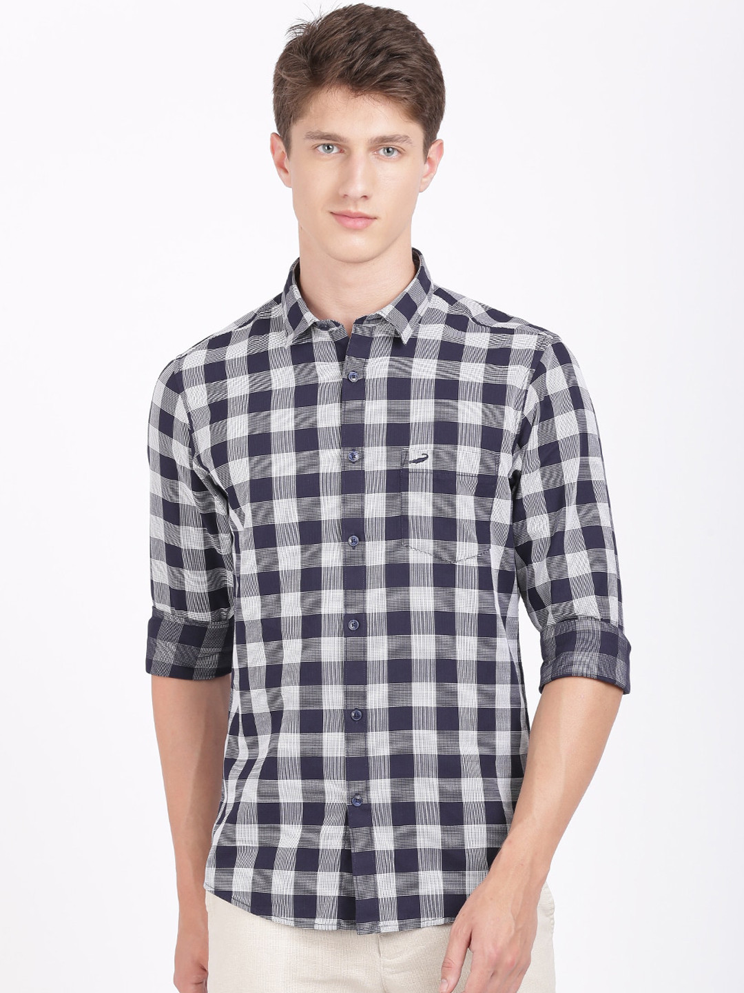 

Crocodile Men Navy Blue Slim Fit Checked Casual Shirt