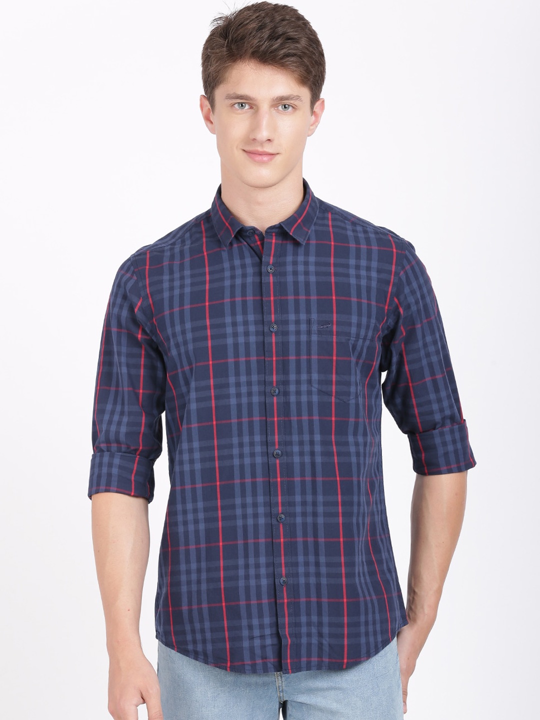 

Crocodile Men Navy Blue & Pink Slim Fit Checked Casual Shirt