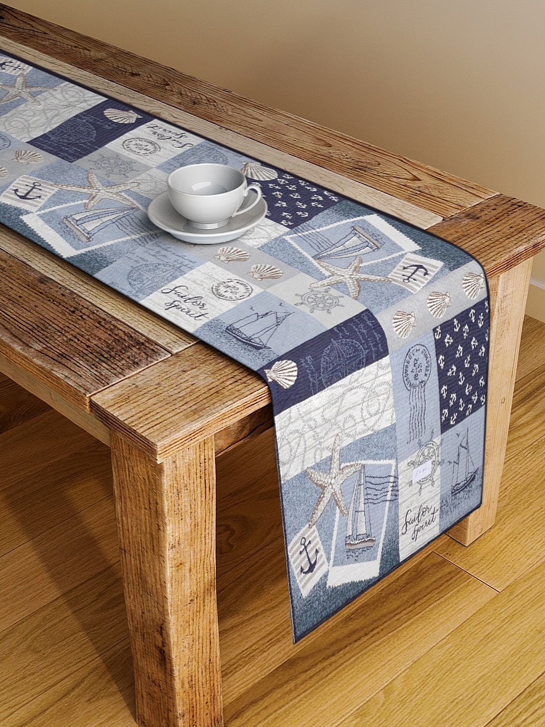 

KLOTTHE Set Of 2 Blue & White Woven Design Table Runners