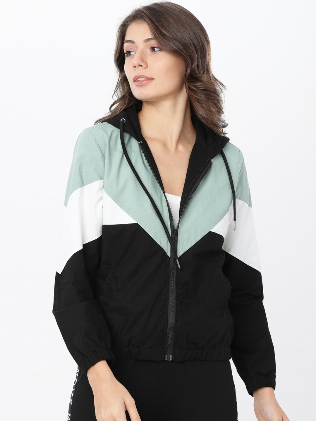 

Tokyo Talkies Women Green Black Colourblocked Sporty Shacket