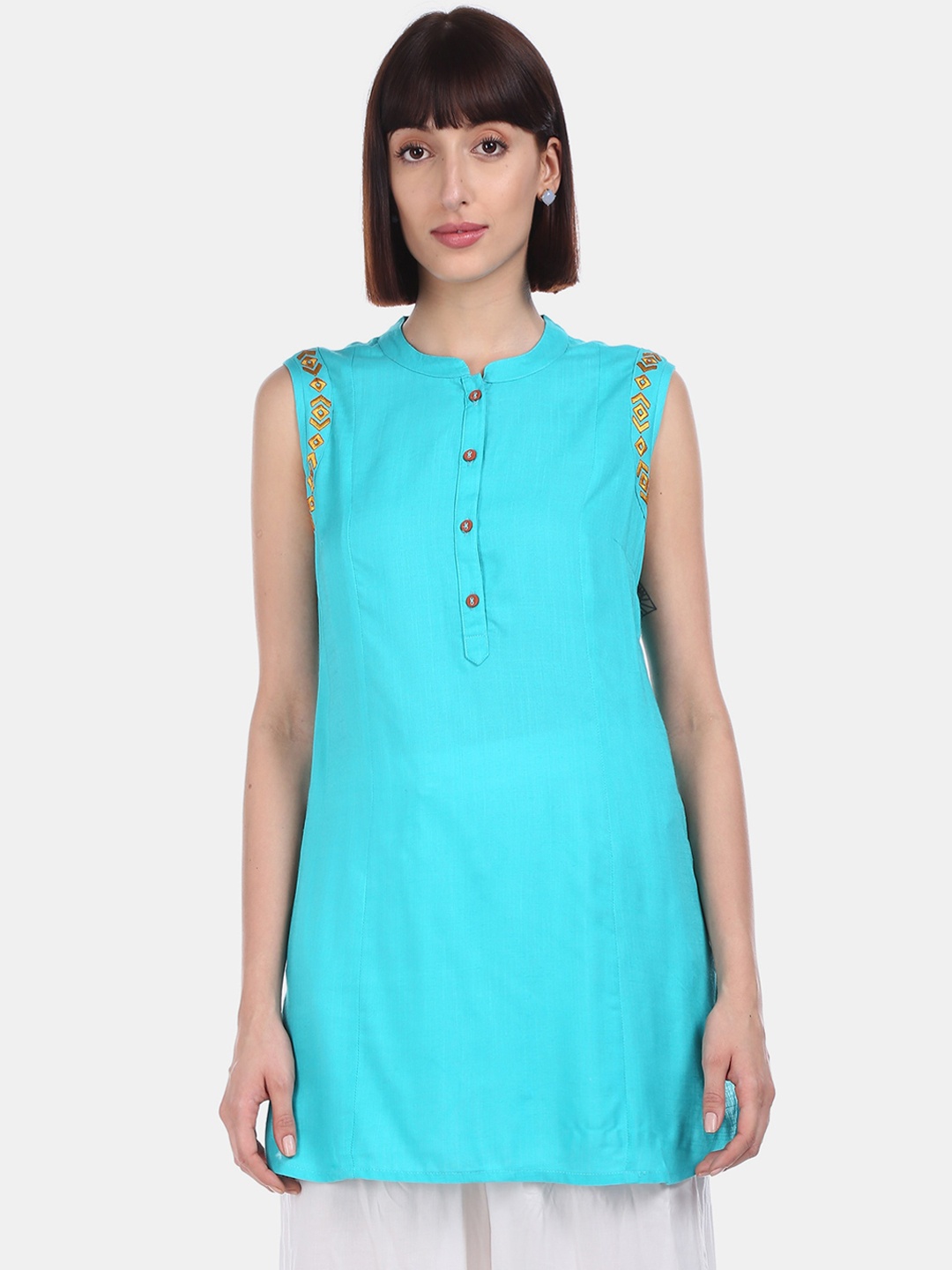 

Karigari Women Turquoise Blue Solid Straight Kurta