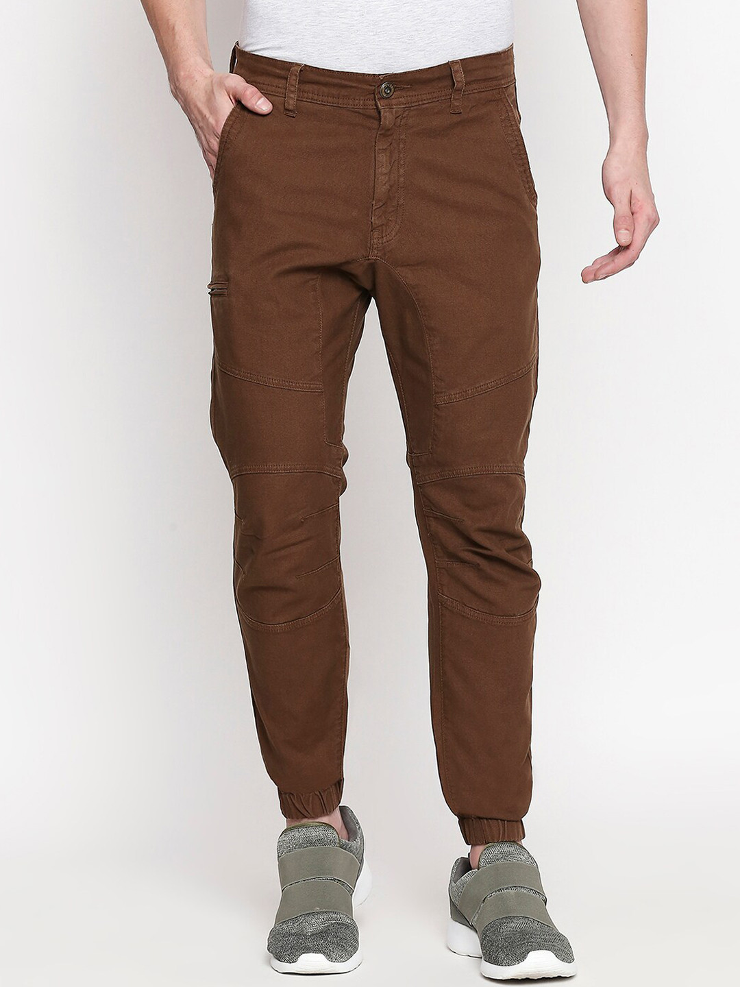 

Mufti Men Brown Loose Fit Solid Joggers