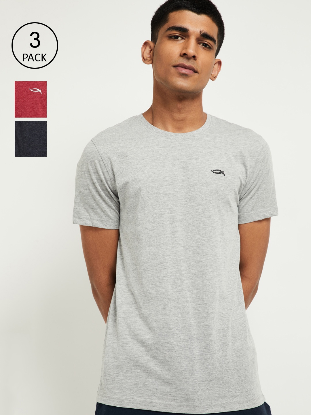 

max Men Grey Pack of 3 Solid Round Neck T-shirt
