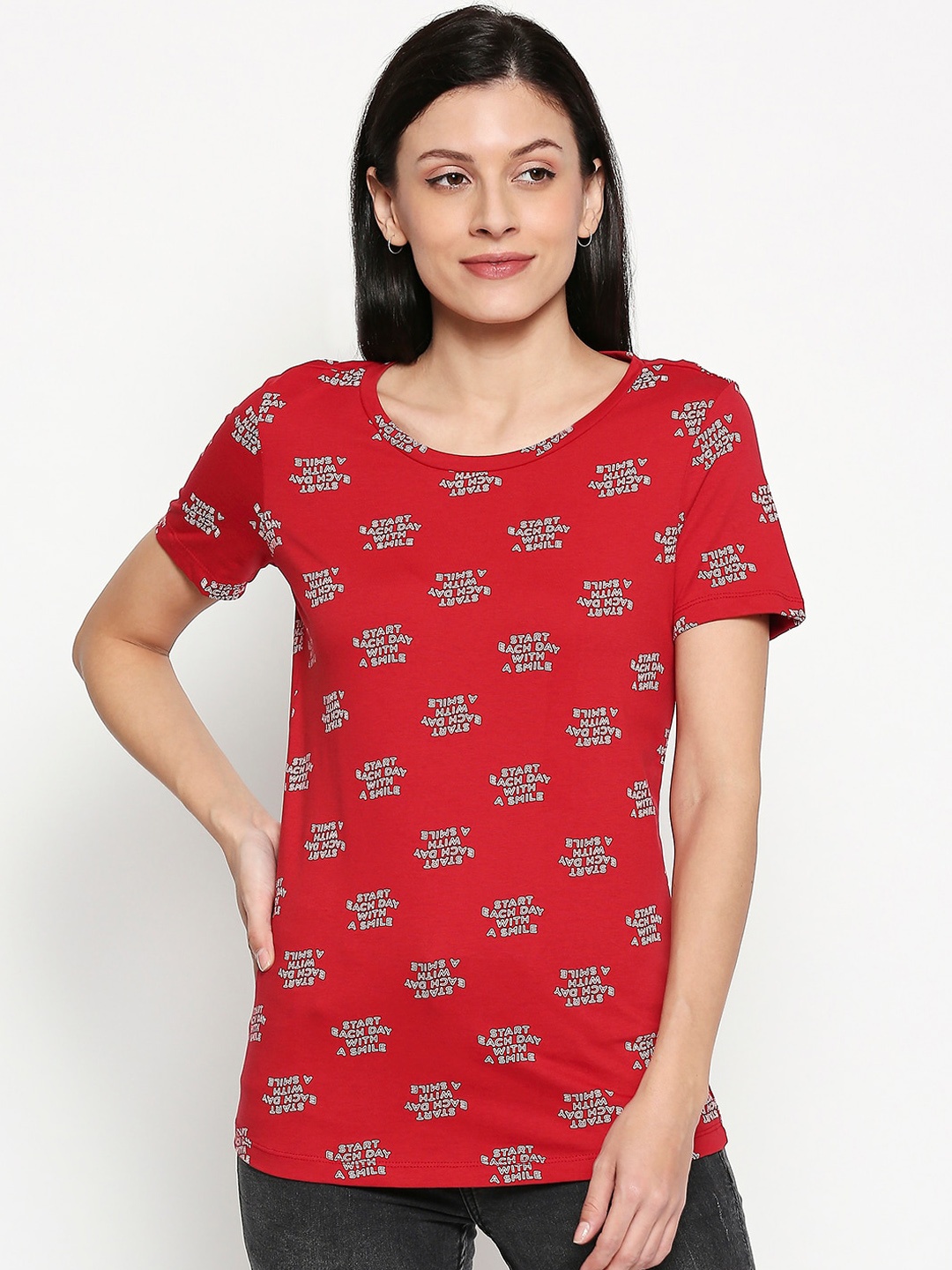 

Honey by Pantaloons Women Red Printed Round Neck T-shirt