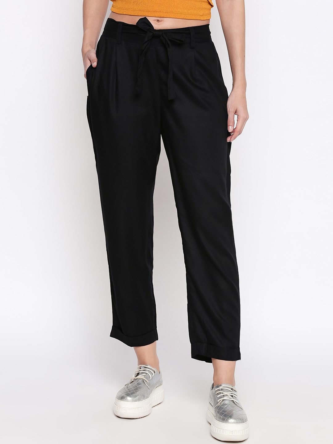 

People Women Black Tapered Fit Solid Regular Trousers