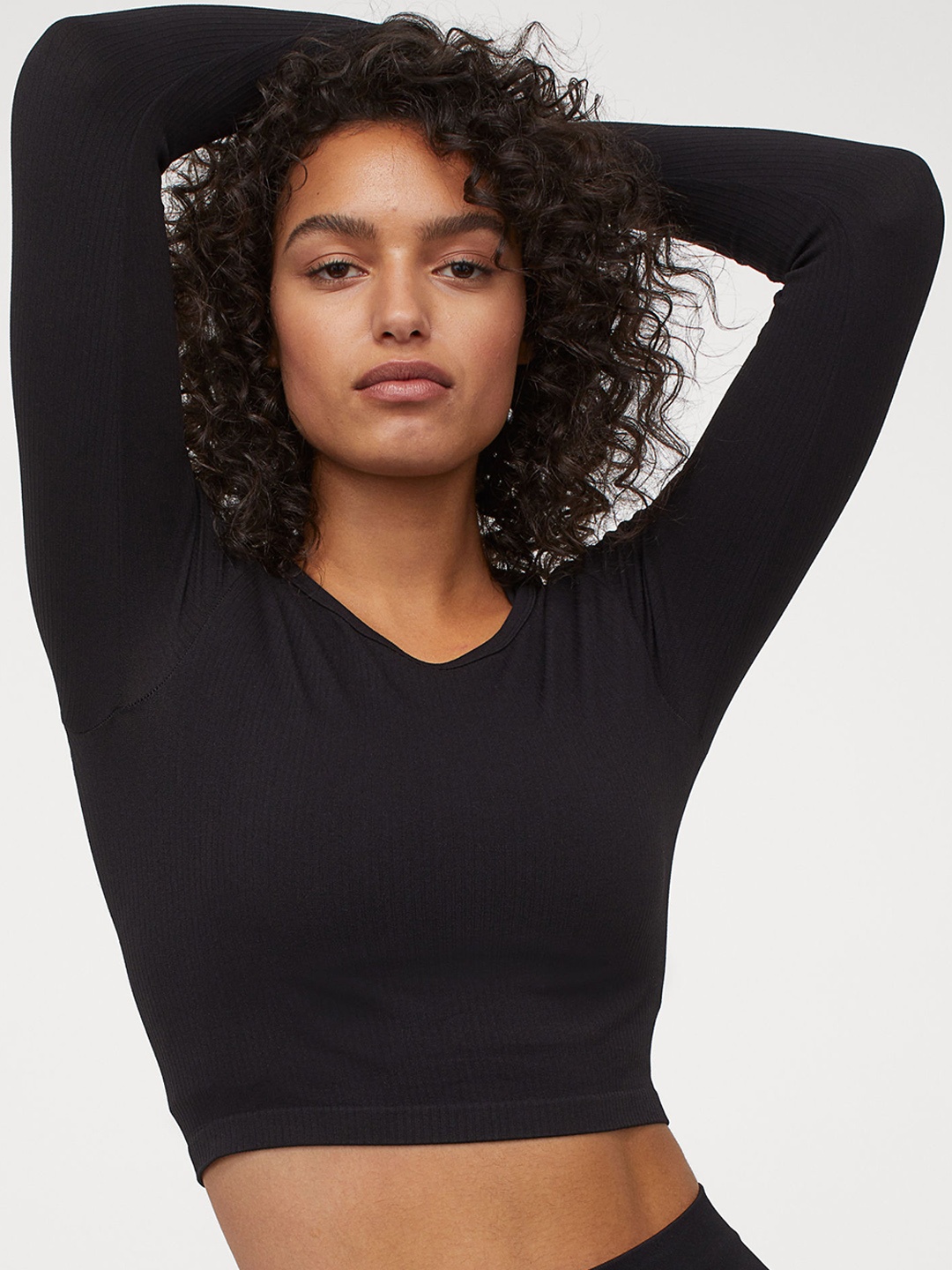H&M Women Black Cropped Seamless Sports Sustainable Top