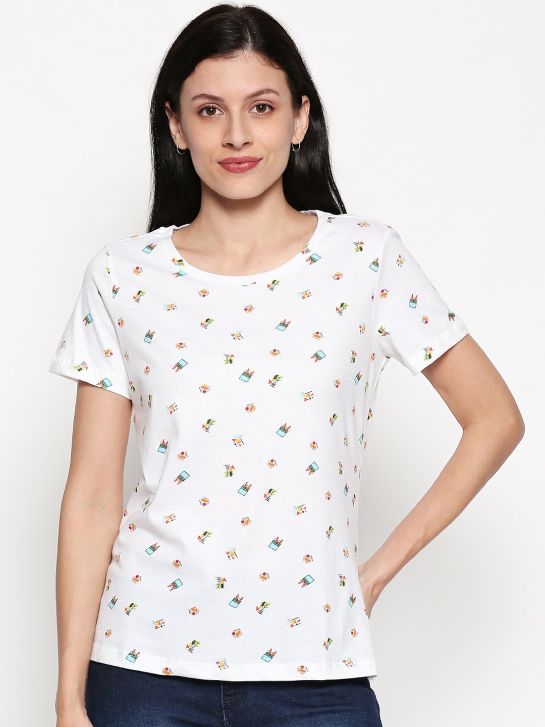 

Honey by Pantaloons Women White Printed Round Neck T-shirt