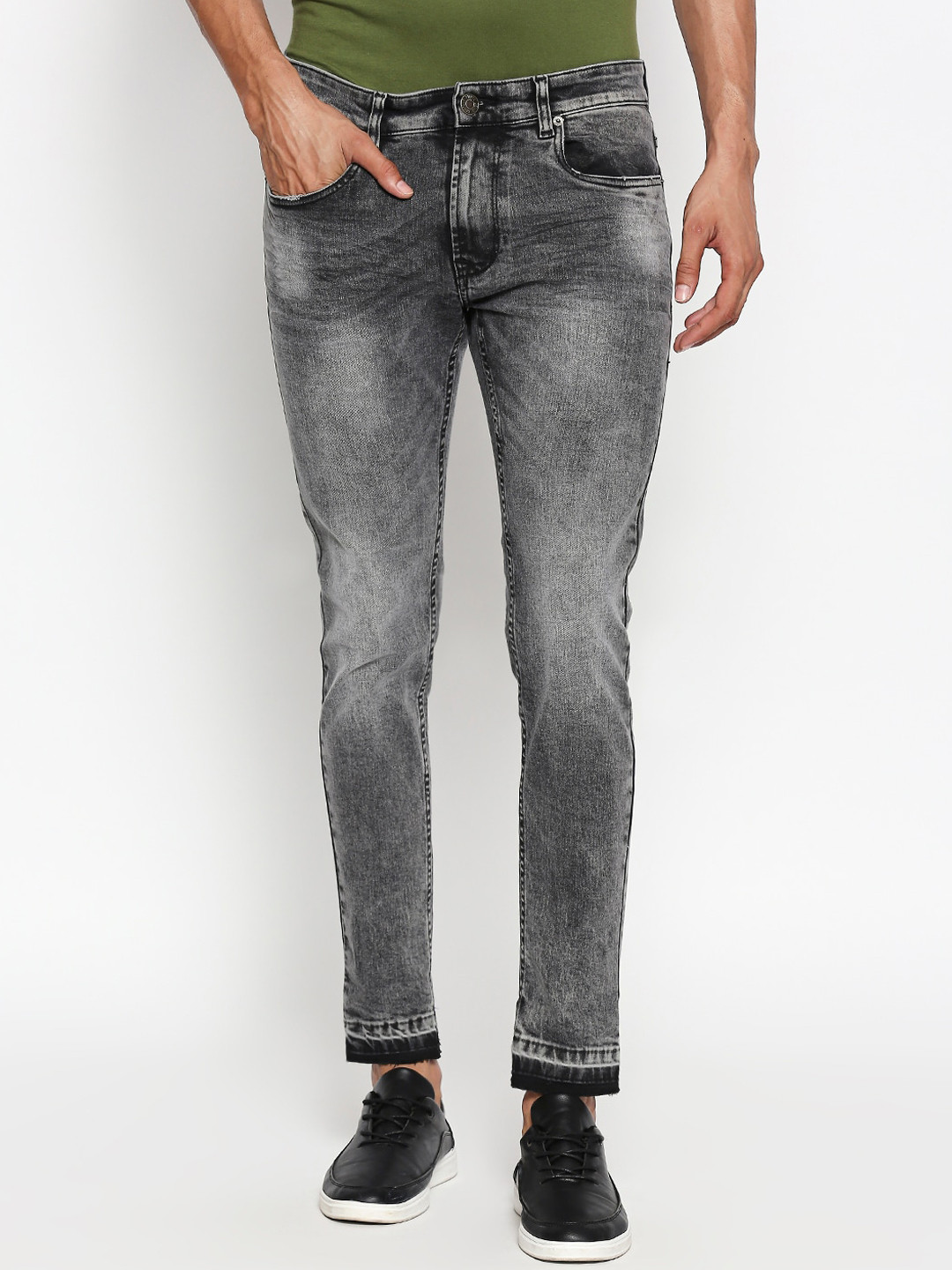 

People Men Grey Skinny Fit Mid-Rise Clean Look Stretchable Jeans