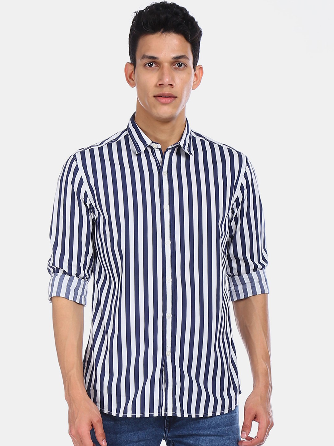 

Flying Machine Men Blue Regular Fit Striped Casual Shirt