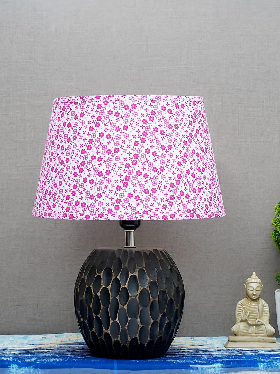 

THE LIGHT STORE Black Self-Design Frustum Table Lamp
