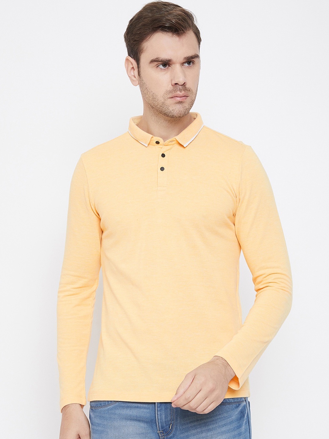 

QUBIC Men Yellow Solid Henley Neck T-shirt
