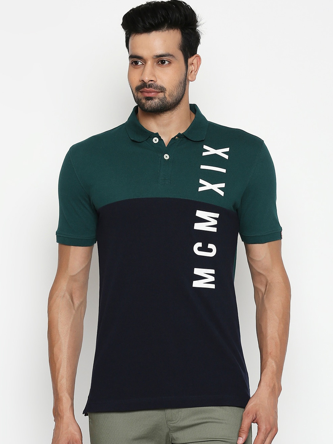 

BYFORD by Pantaloons Men Navy Blue Solid Polo Collar T-shirt
