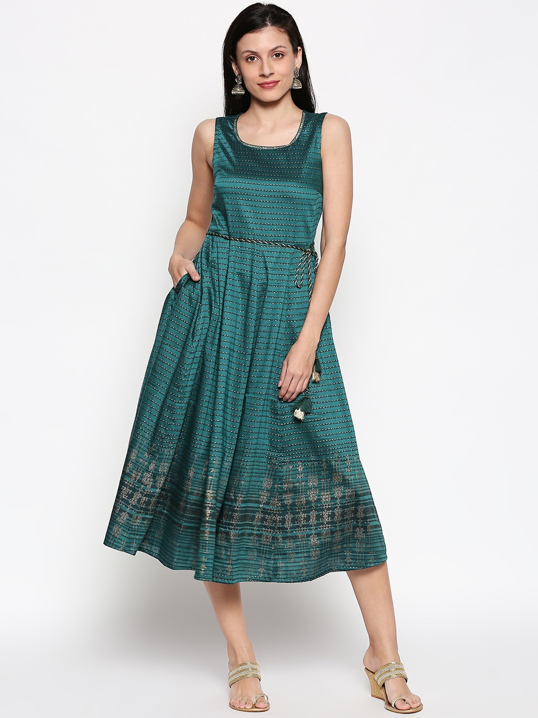 

AKKRITI BY PANTALOONS Women Teal Printed Fit and Flare Dress