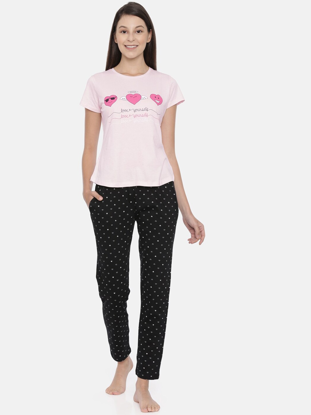 

Curare Women Pink & Black Printed Night Suit
