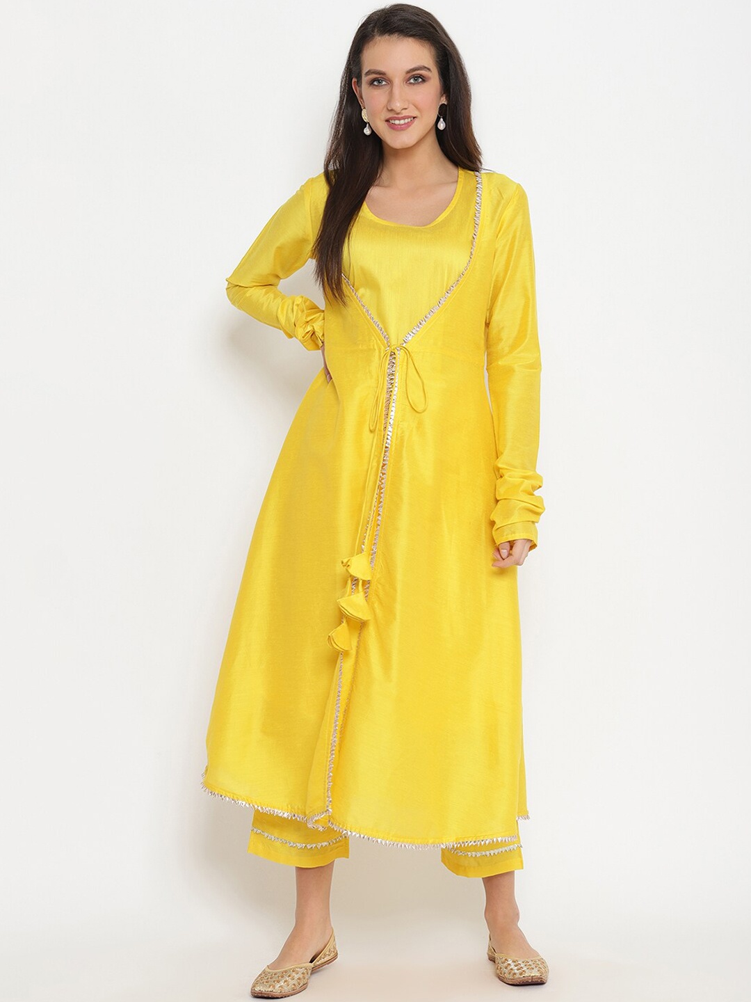 

Abhishti Women Yellow Solid Kurta with Trousers