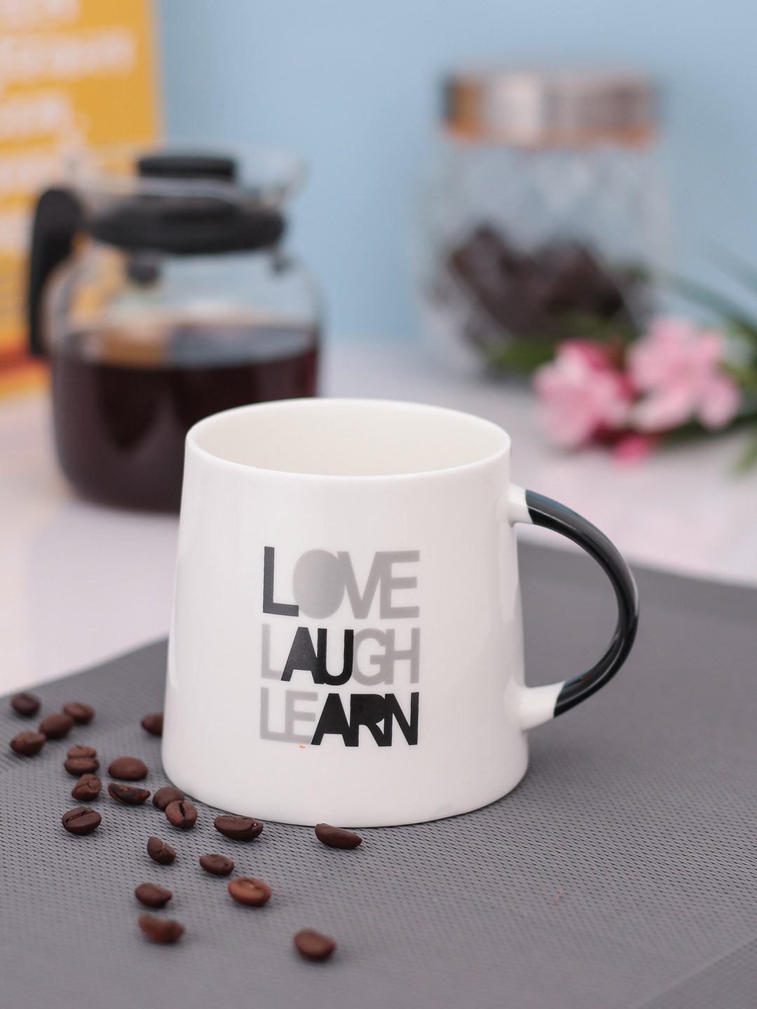 

JCPL White & BlackPrinted Ceramic Mugs Set