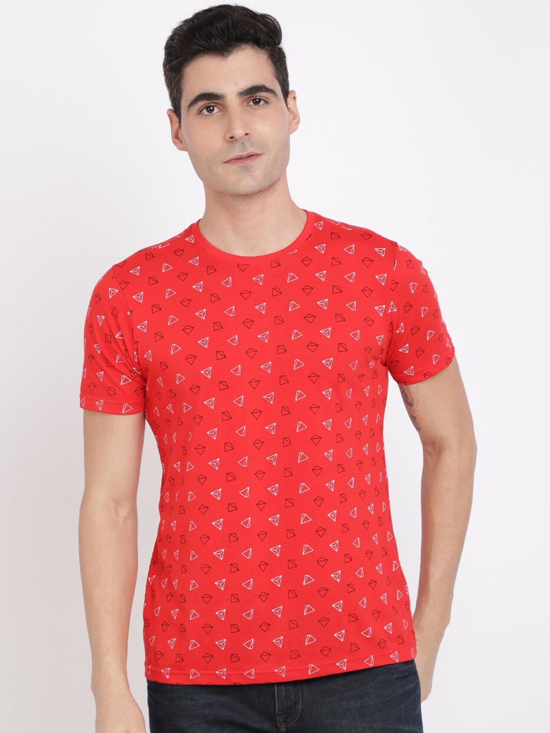 

IVOC Men Red Printed Round Neck T-shirt