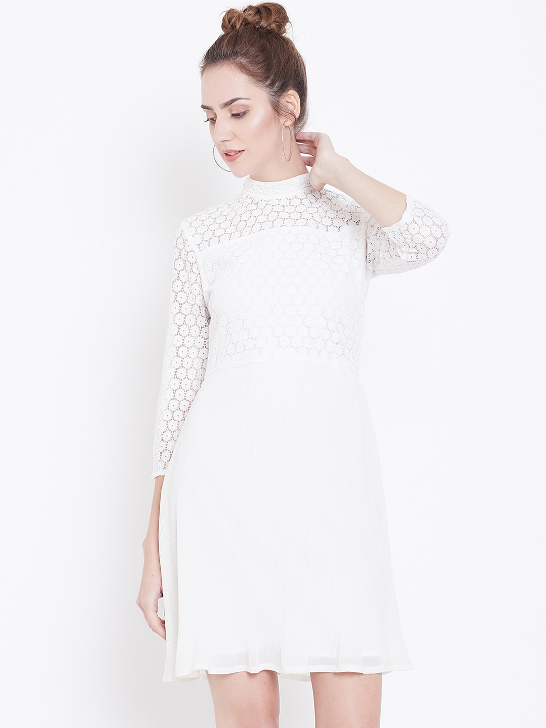 

DODO & MOA Women White Lace Sheath Dress