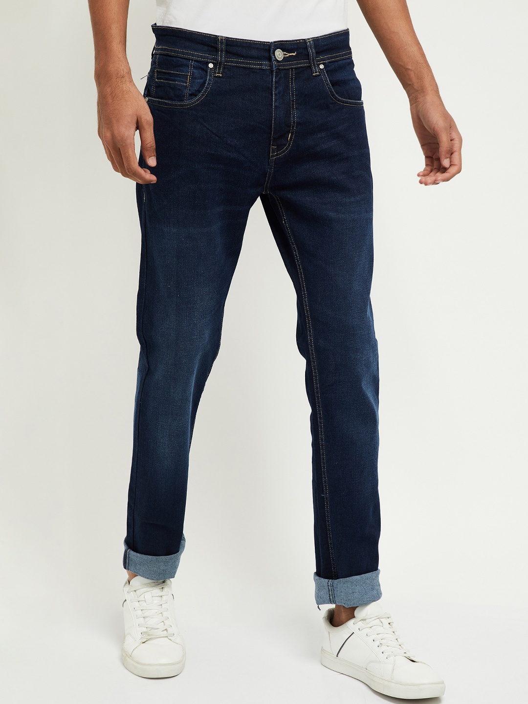 

max Men Navy Blue Tapered Fit Mid-Rise Clean Look Stretchable Jeans
