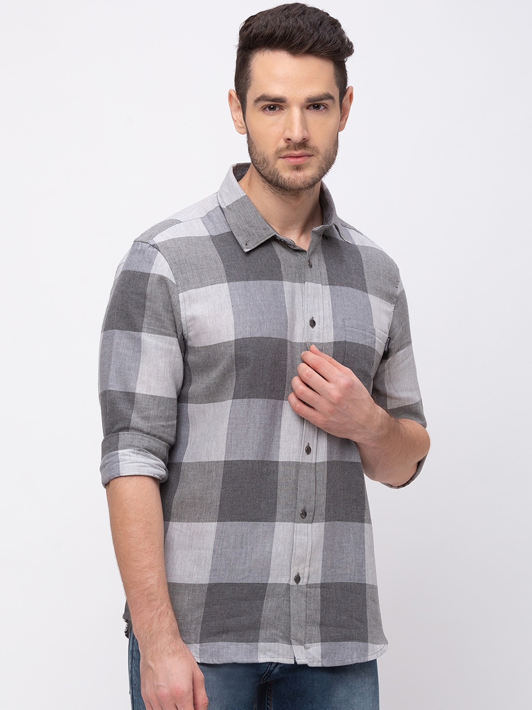 

Kenneth Cole Men Grey Regular Fit Checked Casual Shirt