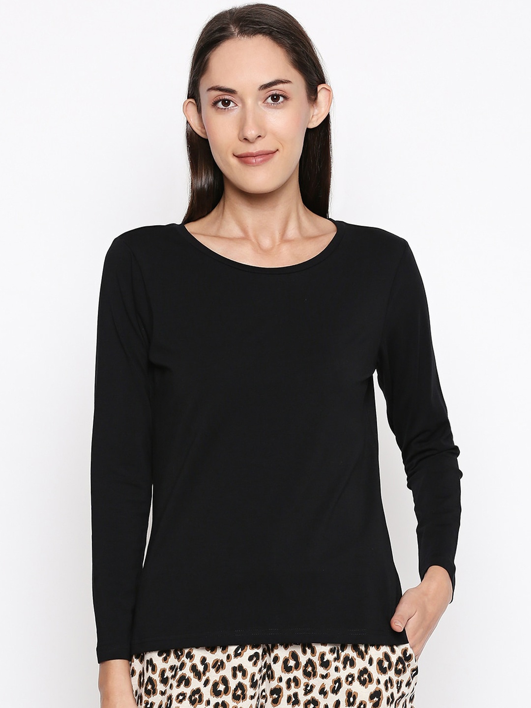 

Dreamz by Pantaloons Women Black Solid Lounge tshirt