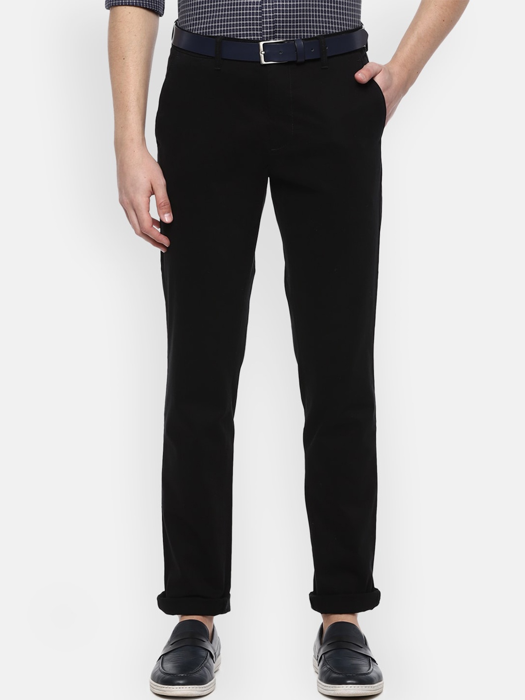 

Van Heusen Sport Men Black Slim Fit Solid Regular Trousers