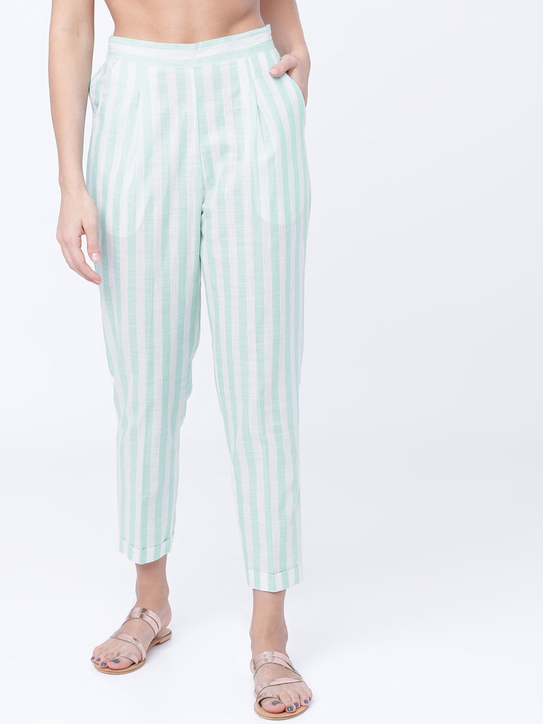 

Vishudh Women Blue & White Striped Cropped Straight Palazzos