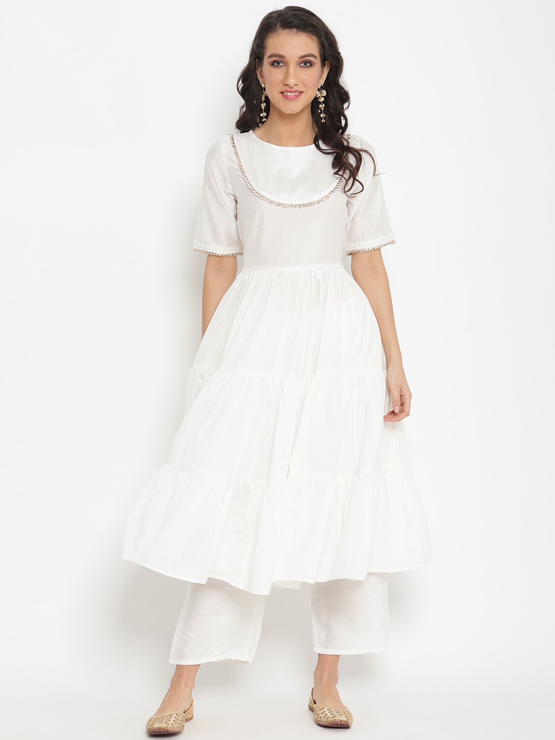 

Abhishti Women White Solid Kurta with Palazzos