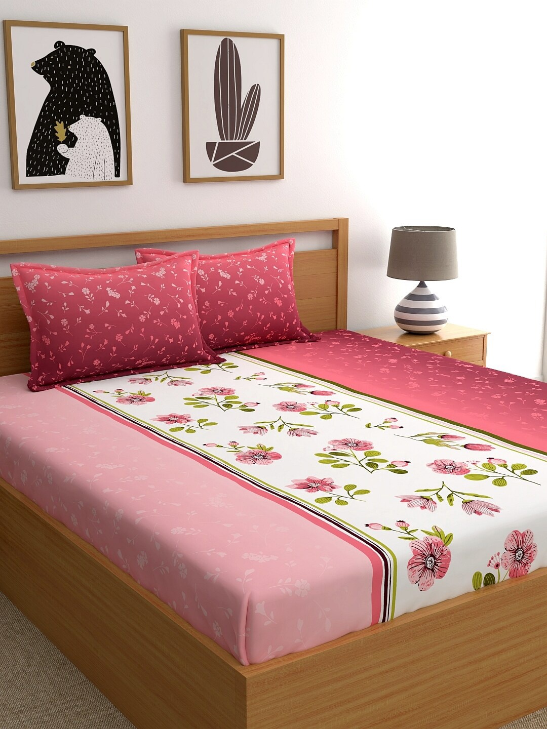 

Dreamscape Pink & White Floral Printed 180 TC Cotton 1 Double Queen Bedsheet With 2 Pillow Covers