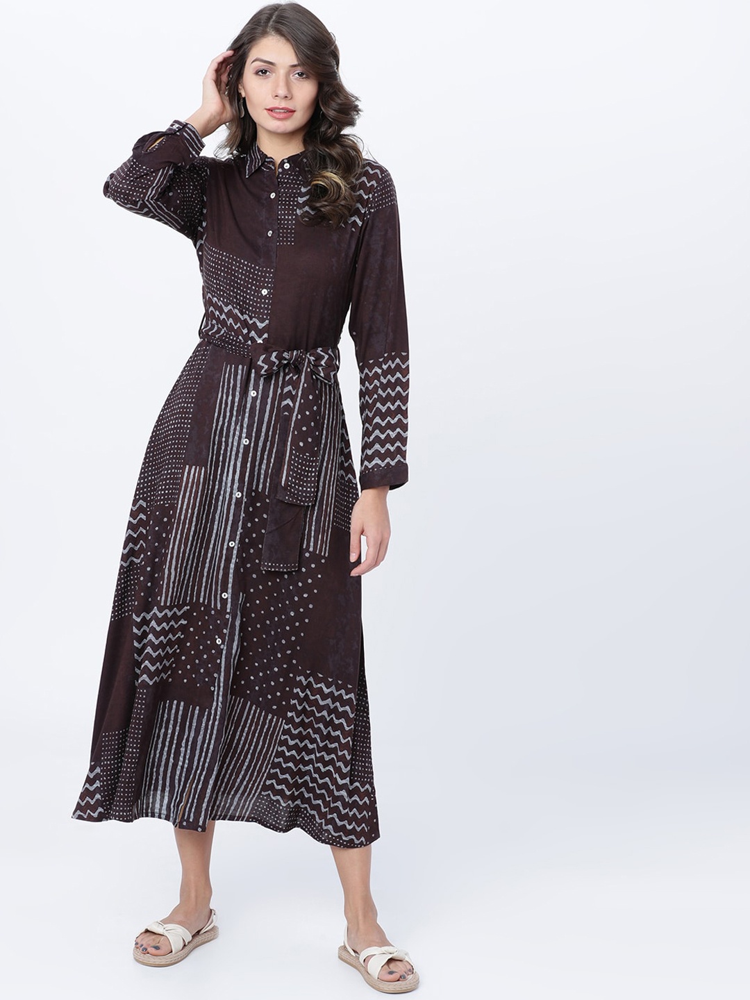 

Vishudh Women Brown Printed Fit and Flare Dress
