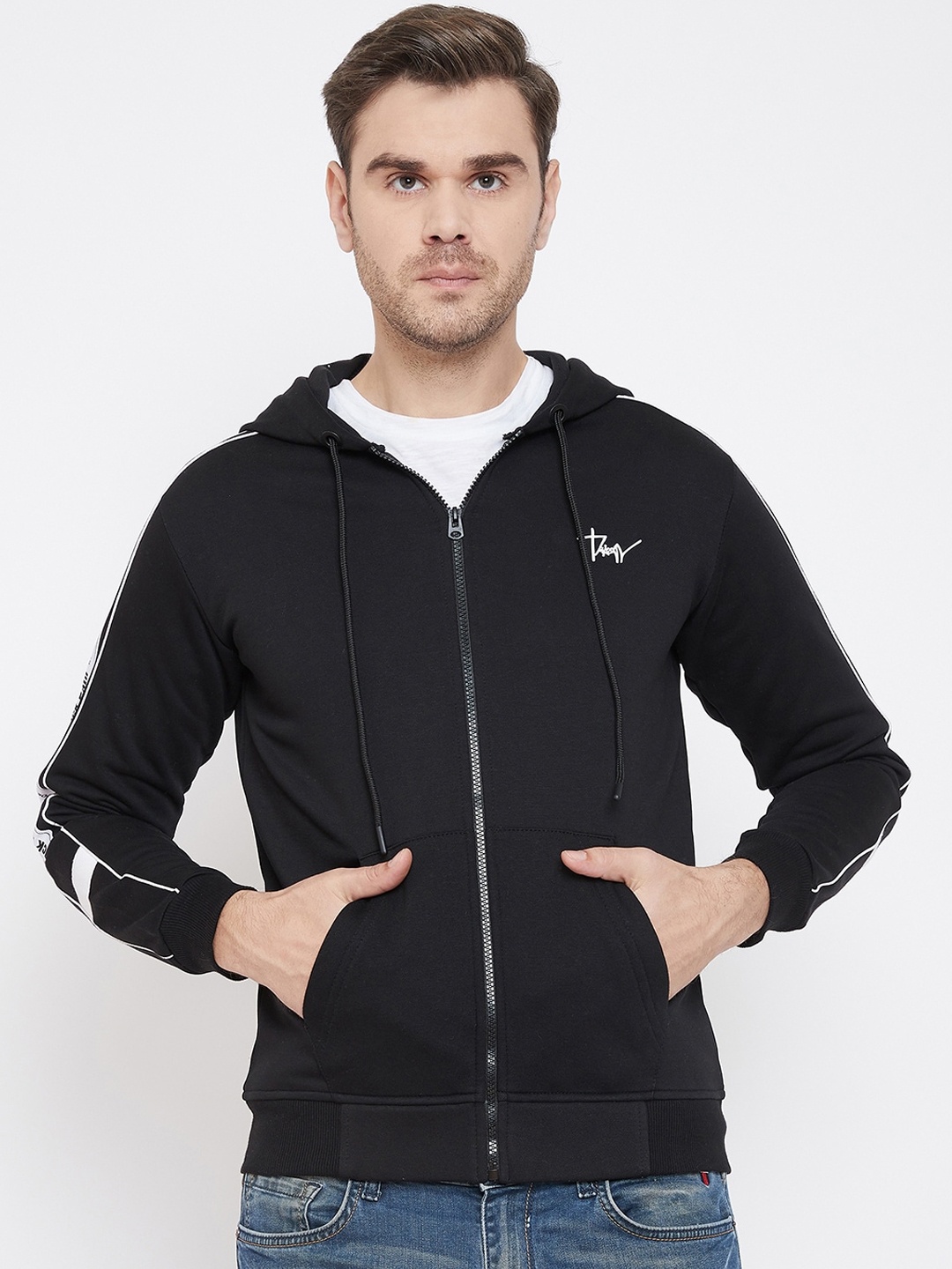 

QUBIC Men Black Solid Sweatshirt
