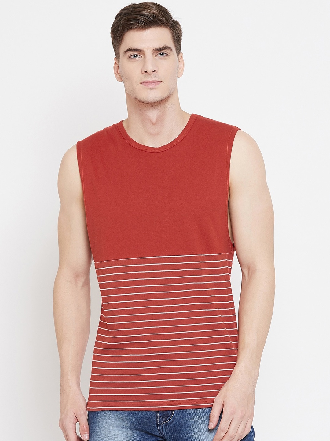 

Hypernation Men Orange Striped Round Neck T-shirt