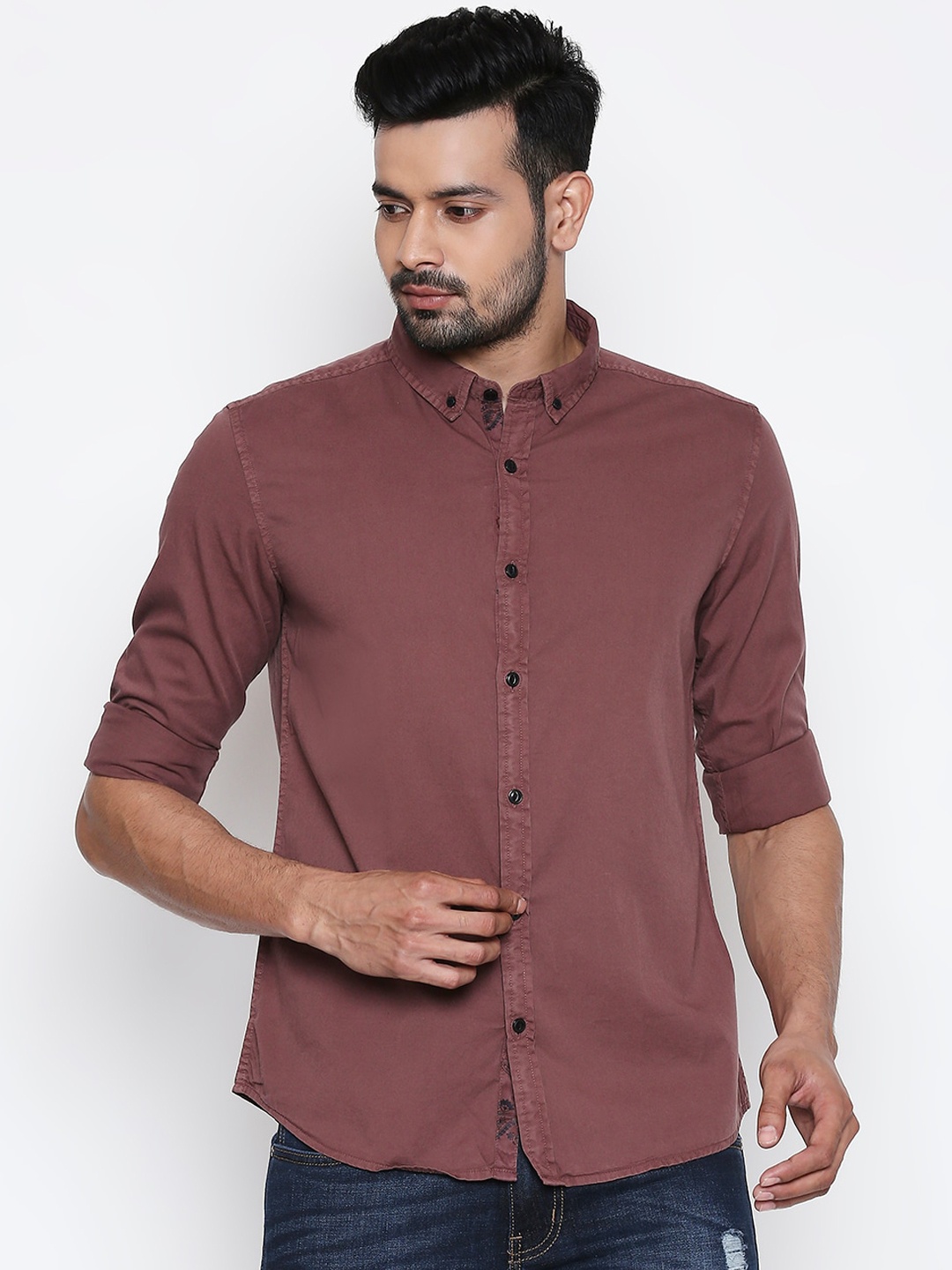 

People Men Maroon Slim Fit Solid Casual Shirt