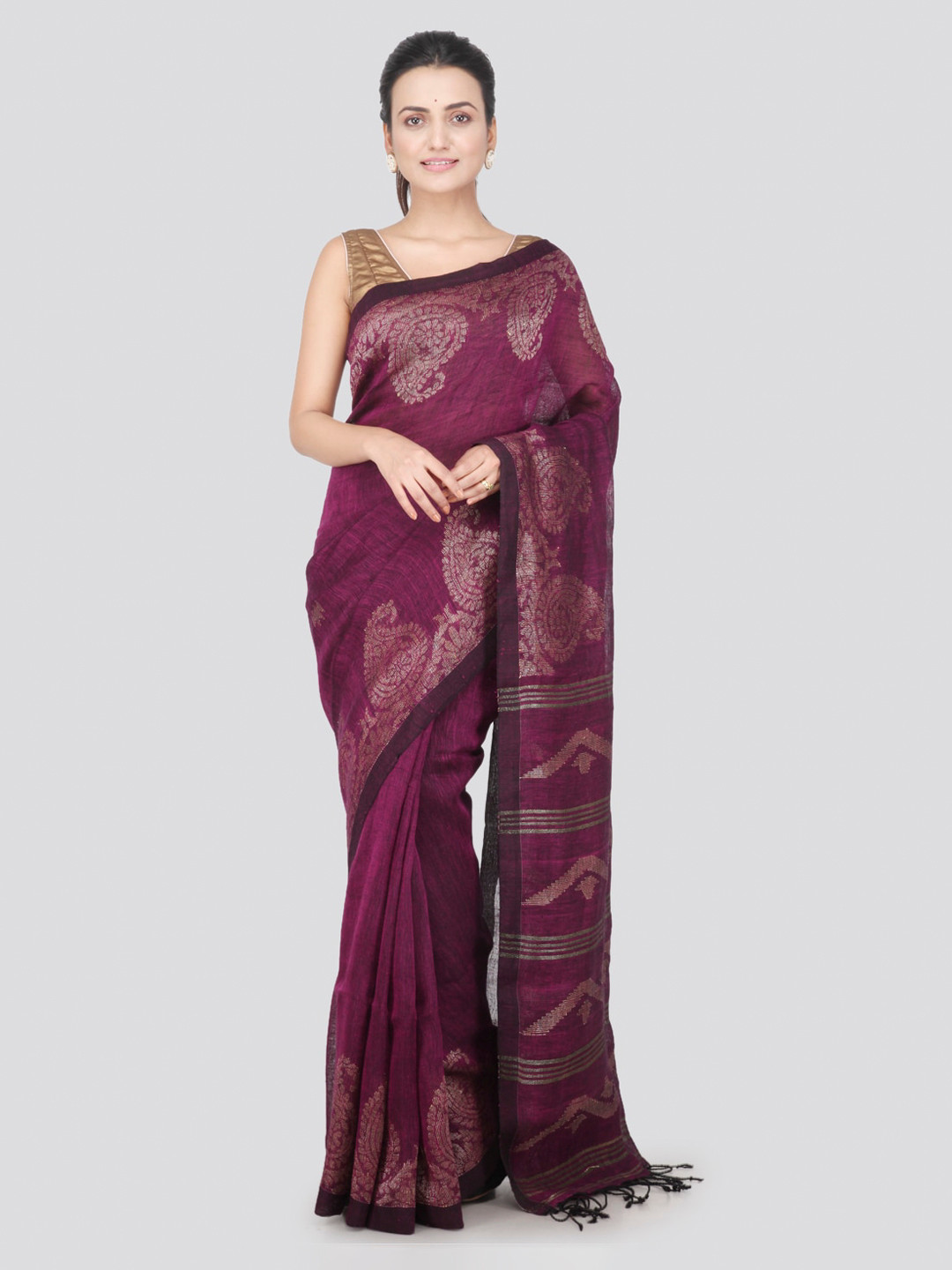 

PinkLoom Burgundy Linen Blend Woven Design Jamdani Sustainable Saree