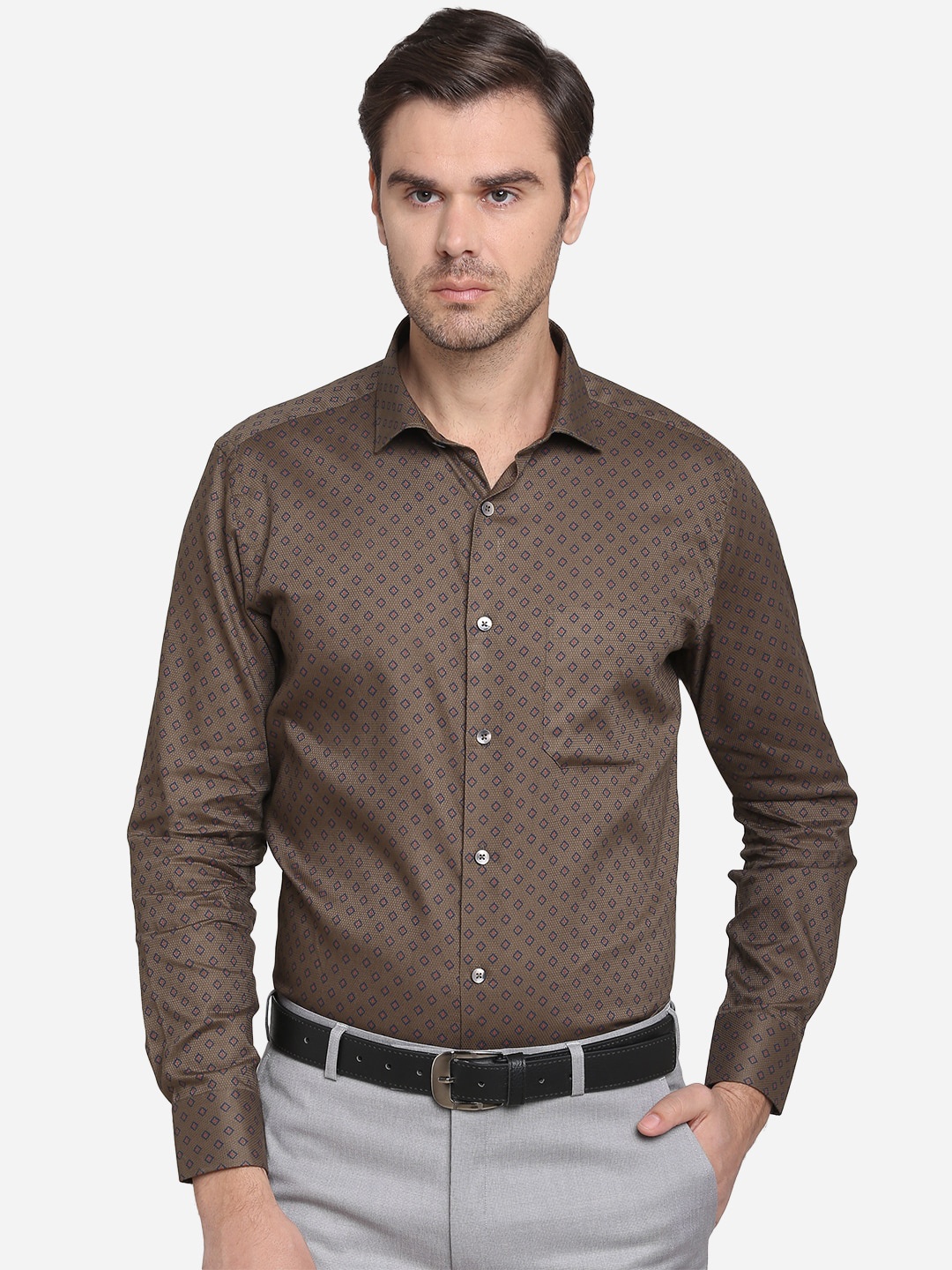 

METAL Men Brown Slim Fit Self Design 100% Cotton Formal Shirt