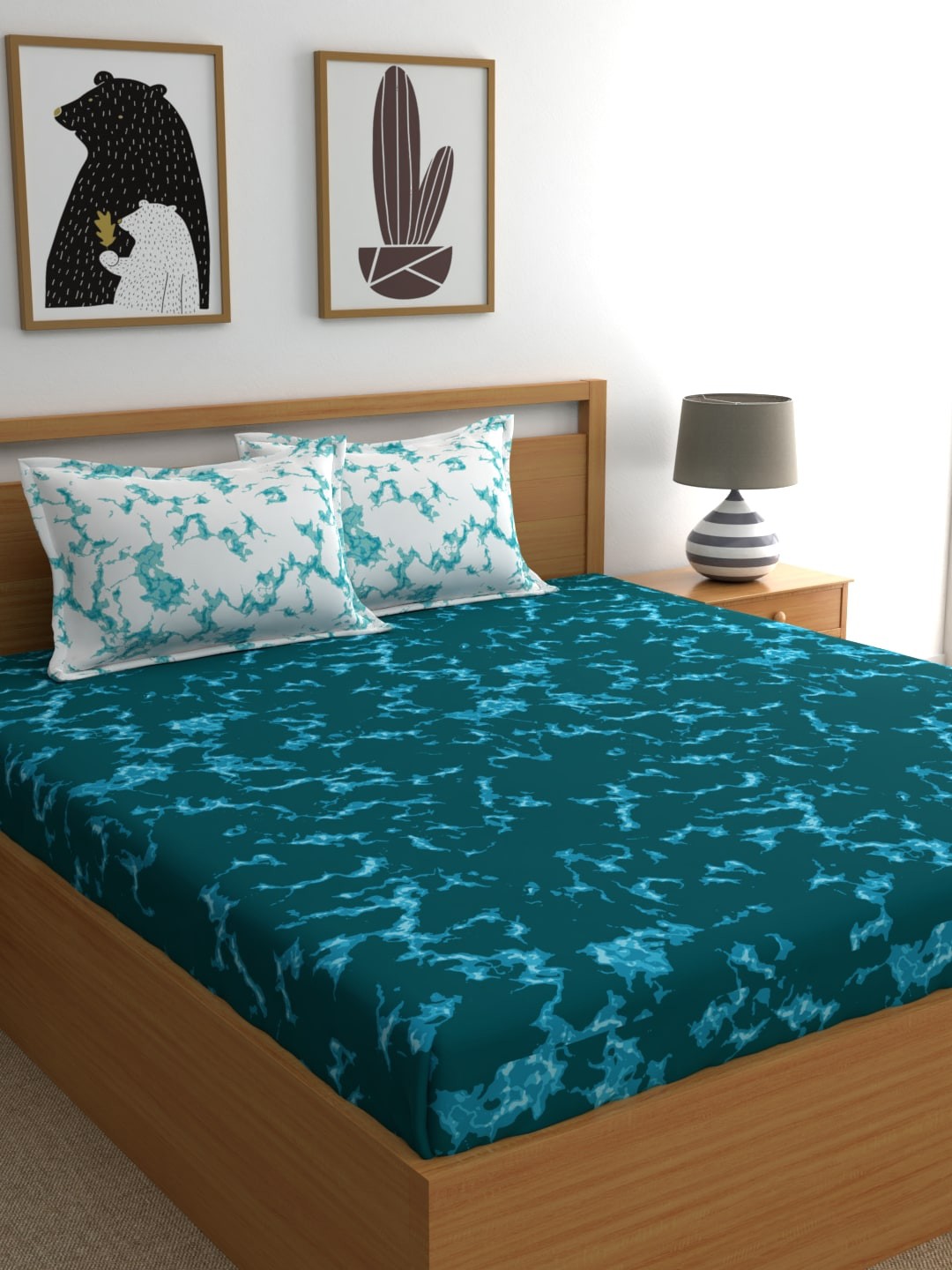 

Dreamscape Teal & White Abstract 210 TC Cotton 1 Queen Bedsheet with 2 Pillow Covers
