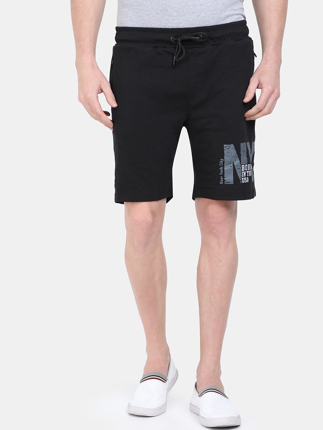 

Fruit of the Loom Straight Fit Cotton Shorts, Black
