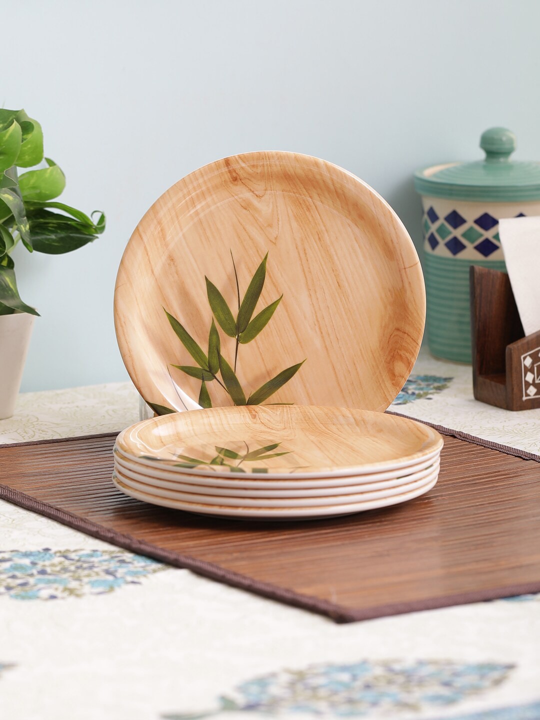 

Servewell Beige & Green 6 Pcs Melamine Plates Set