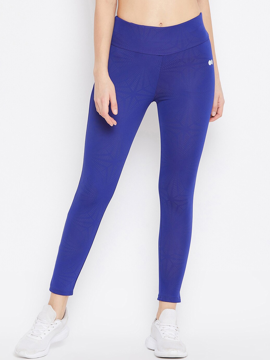 

Clovia Women Blue Solid Ankle Length Training Tights