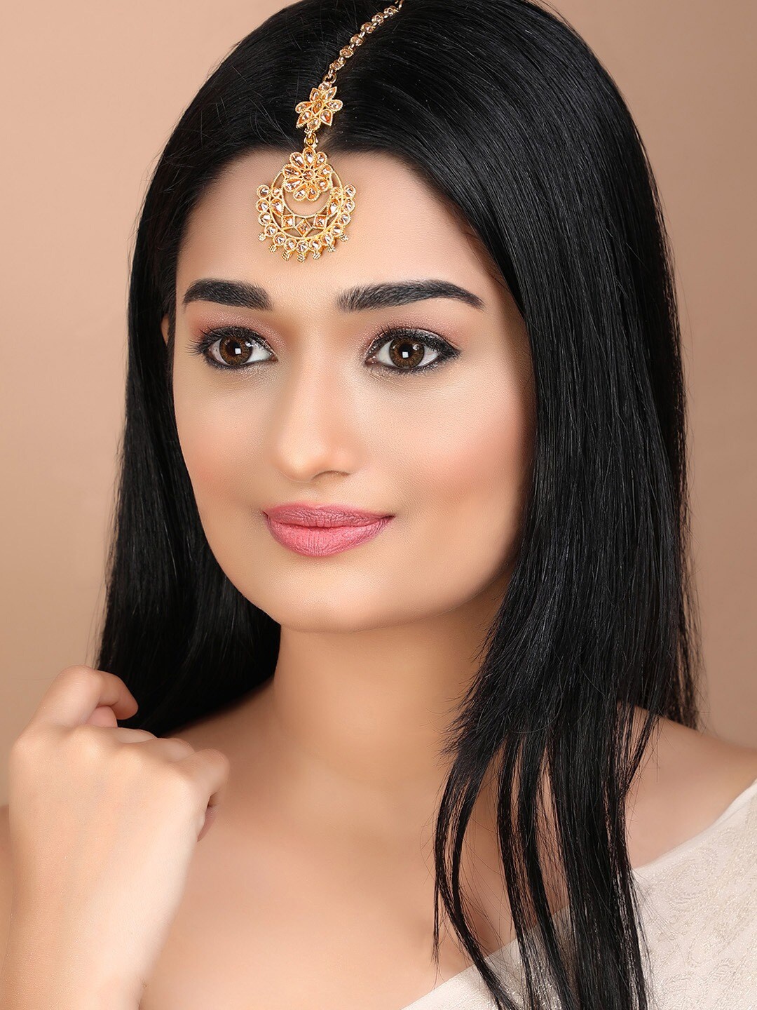 Rubans Gold-Plated Beige Kundan-Studded Handcrafted Maang Tikka