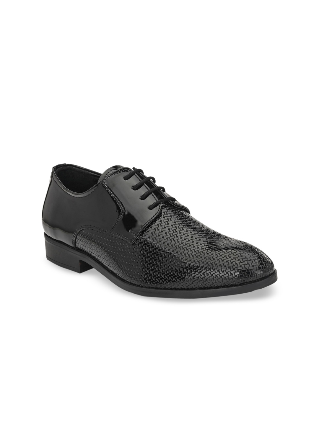 

San Frissco Men Black Textured Formal Derbys