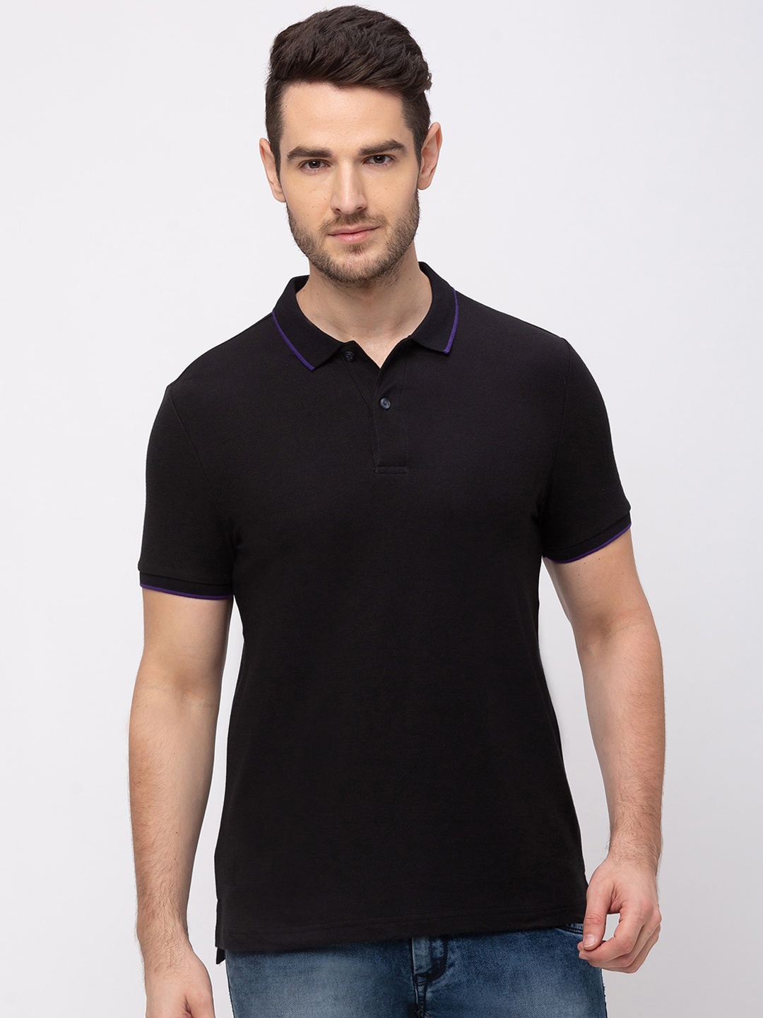 

GIORDANO Men Black Solid Polo Collar T-shirt