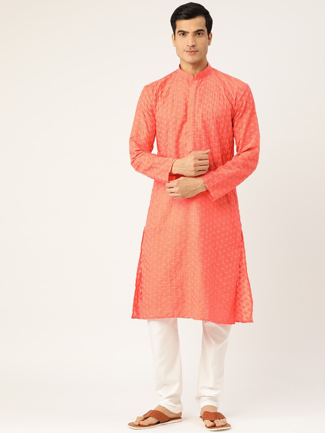 

RAJUBHAI HARGOVINDAS Men Pink Woven Design Straight Kurta