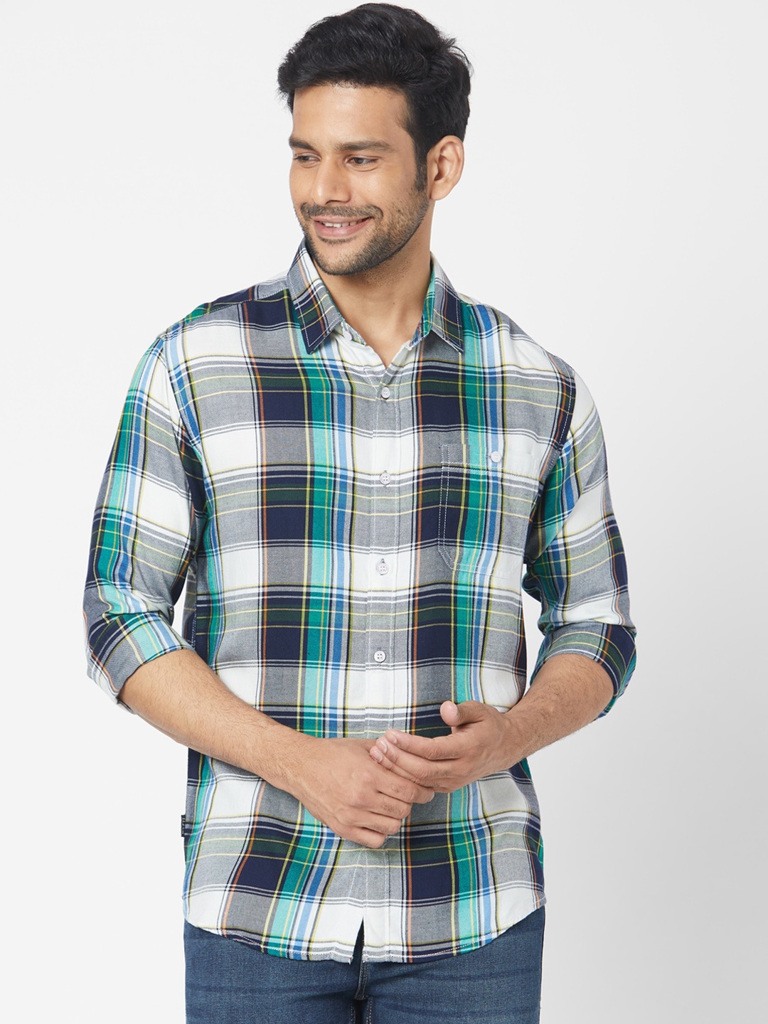 

Mufti Men White & Green Slim Fit Checked Casual Shirt